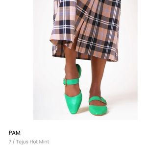 Charlotte Stone “Pam Tejus/Hot Mint” size 7